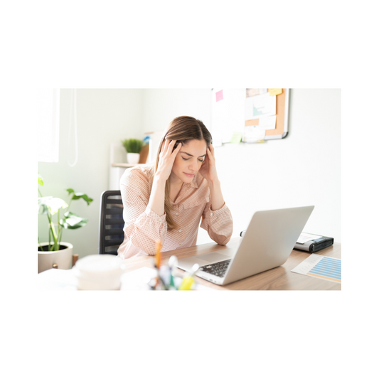 Quick tips to curb end of the year overwhelm blog post.